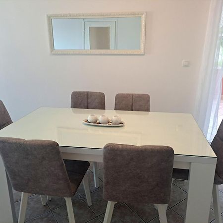 Lifestyle Apartment Podstrana Exterior photo